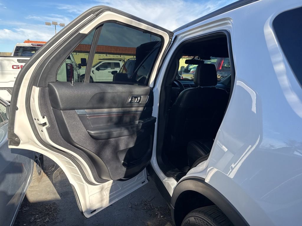 Certified 2019 Ford Explorer Sport image 17