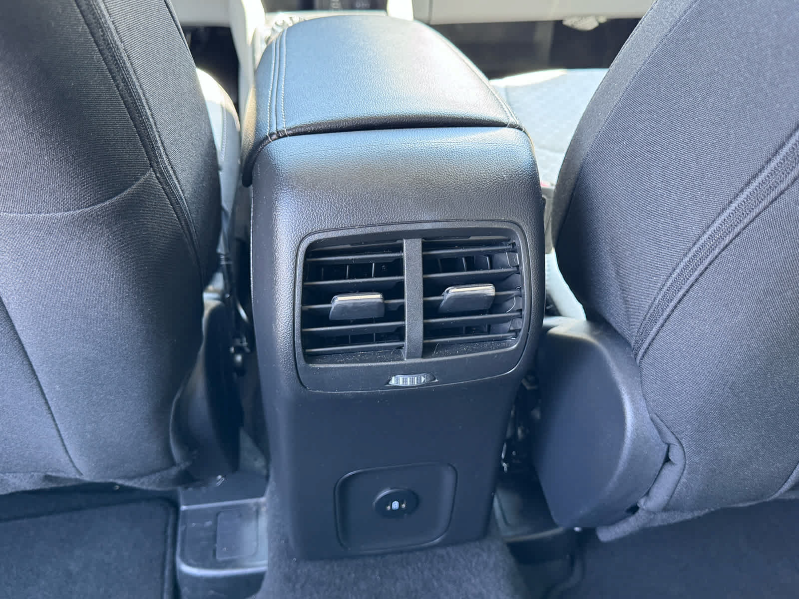 Certified 2025 Ford Escape Active AWD/4WD image 22