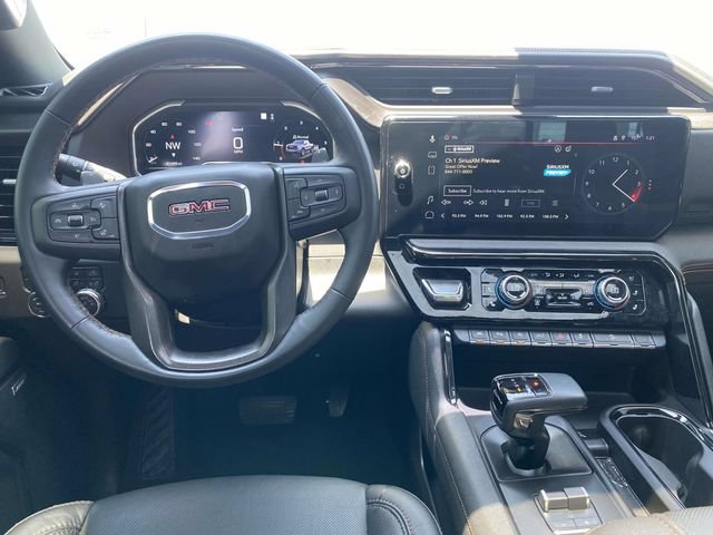Used 2023 GMC Sierra 1500 AT4 w/ Technology Package AWD/4WD image 12