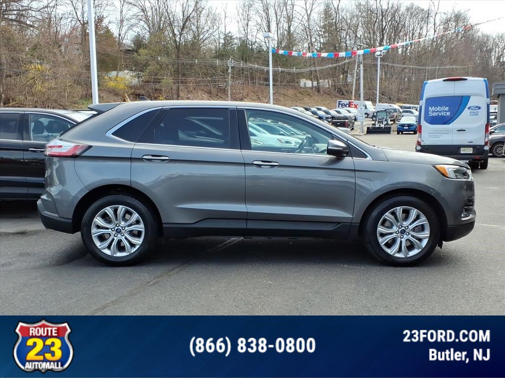 Certified 2022 Ford Edge Titanium w/ Equipment Group 301A AWD/4WD image 6