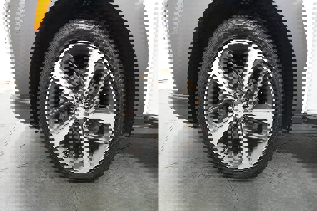 Used 2020 Hyundai Kona Ultimate w/ Cargo Package AWD/4WD image 35