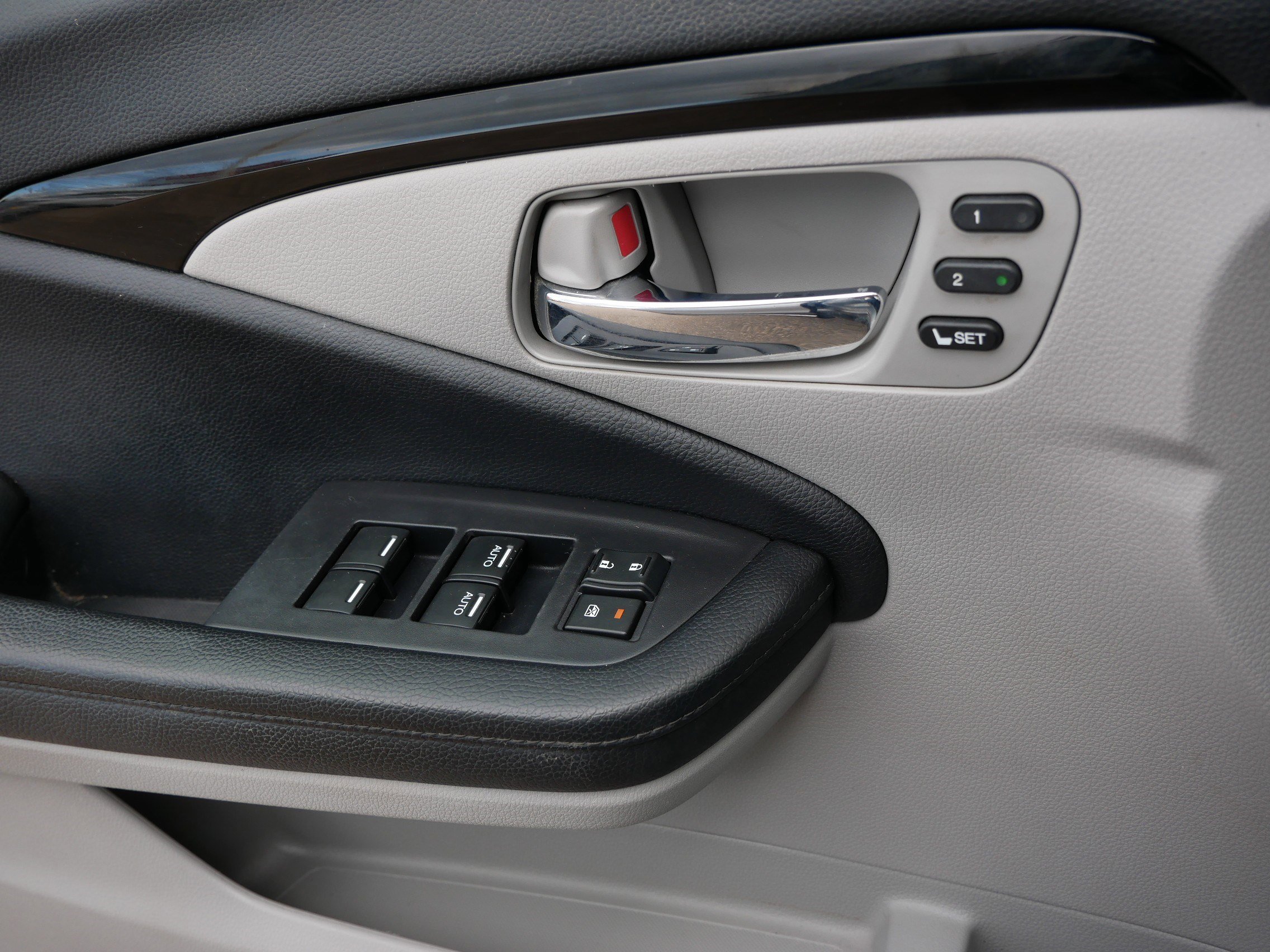 Used 2020 Honda Pilot Touring image 27
