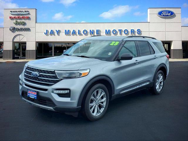 Certified 2023 Ford Explorer XLT w/ Equipment Group 202A AWD/4WD image 5