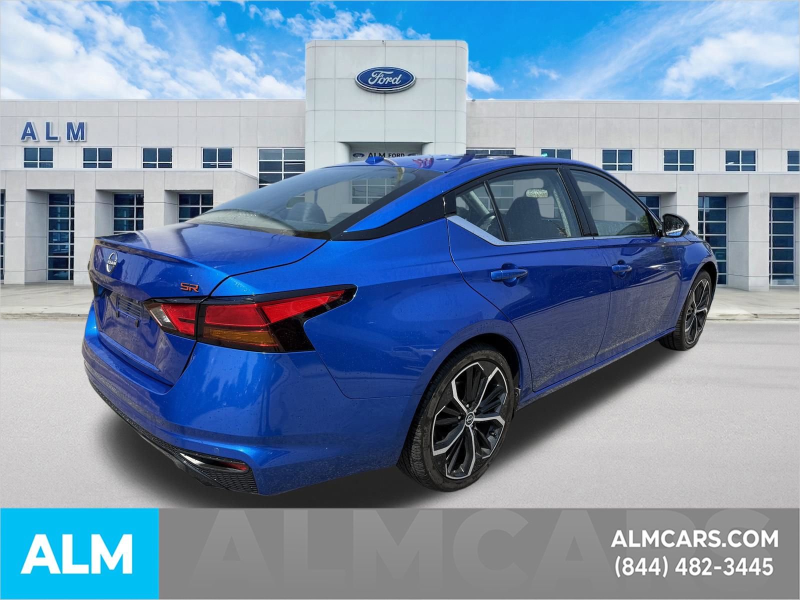 Used 2025 Nissan Altima 2.5 SR FWD image 6