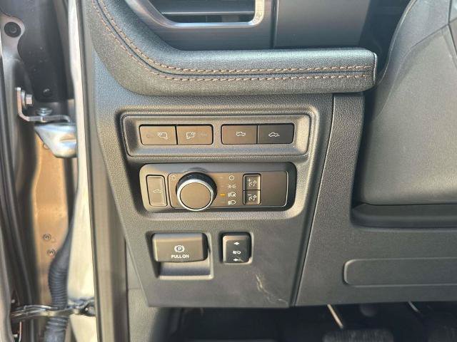 Certified 2024 Ford F150 Lightning Lariat AWD/4WD image 21