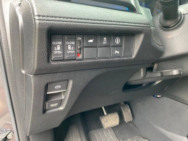 Used 2023 Honda Odyssey Touring image 17