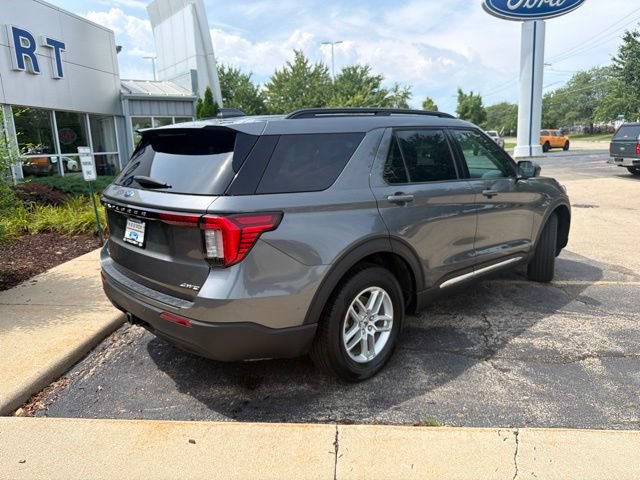 Certified 2025 Ford Explorer Active AWD/4WD image 7