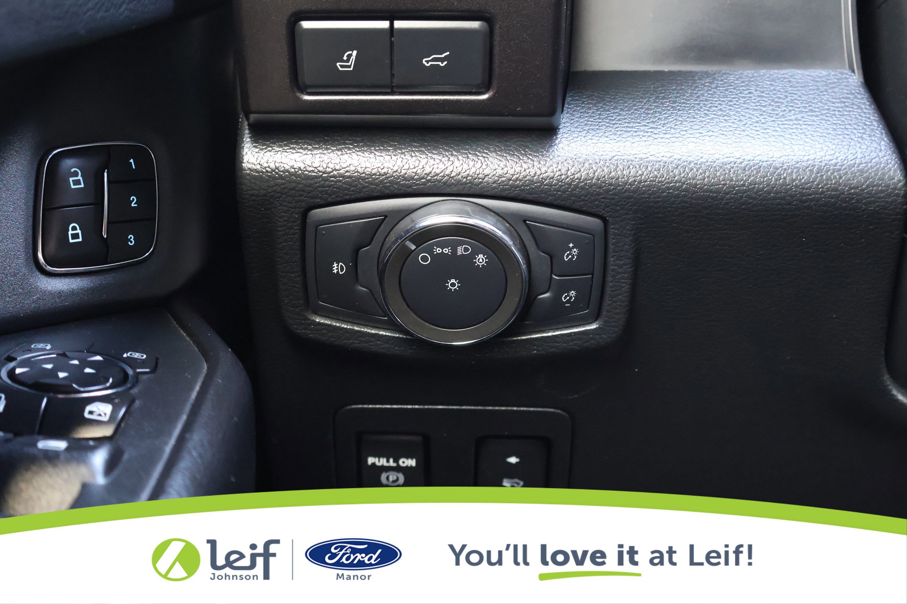 Certified 2020 Ford Expedition Limited w/ Equipment Group 303A image 18