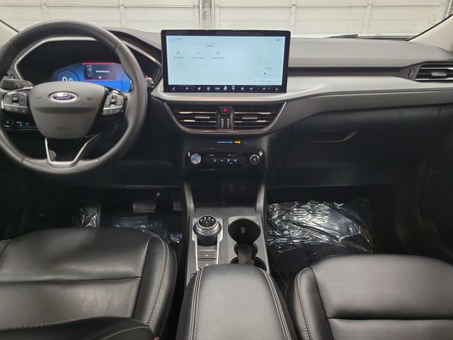 Certified 2025 Ford Escape Platinum AWD/4WD image 14