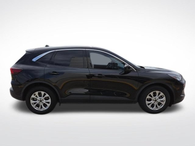 Certified 2023 Ford Escape Active w/ Cold Weather Package FWD image 10