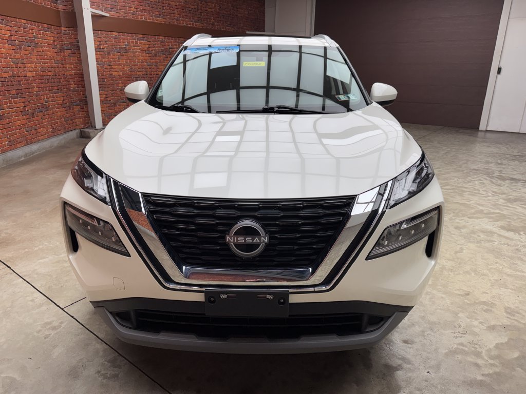 Used 2023 Nissan Rogue SV w/ SV Premium B Package AWD/4WD image 9