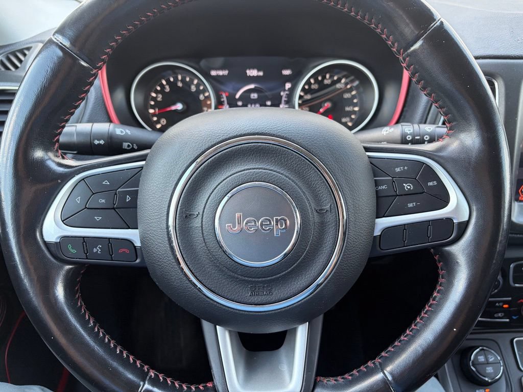 Used 2020 Jeep Compass Trailhawk AWD/4WD image 37