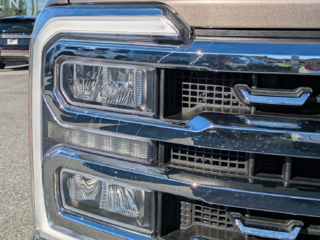 Certified 2023 Ford F250 Lariat w/ Tow Technology Package AWD/4WD image 10