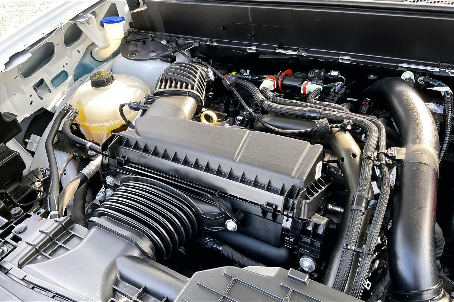 Certified 2025 Ford Maverick Lobo AWD/4WD image 28