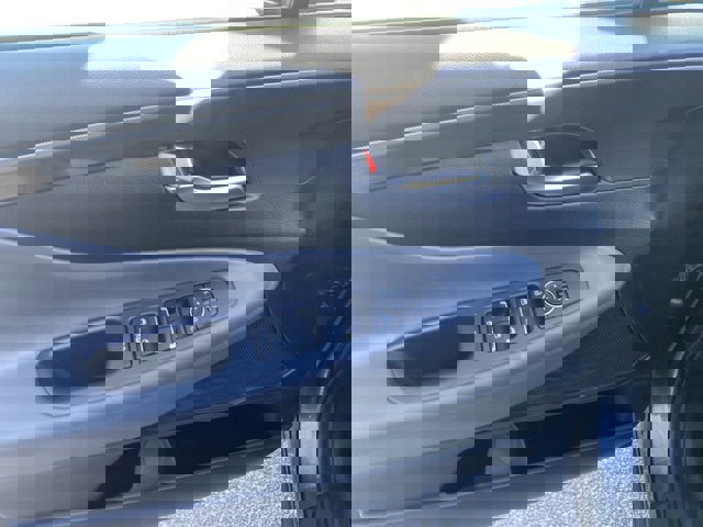 Used 2023 Hyundai Santa Fe SE image 11