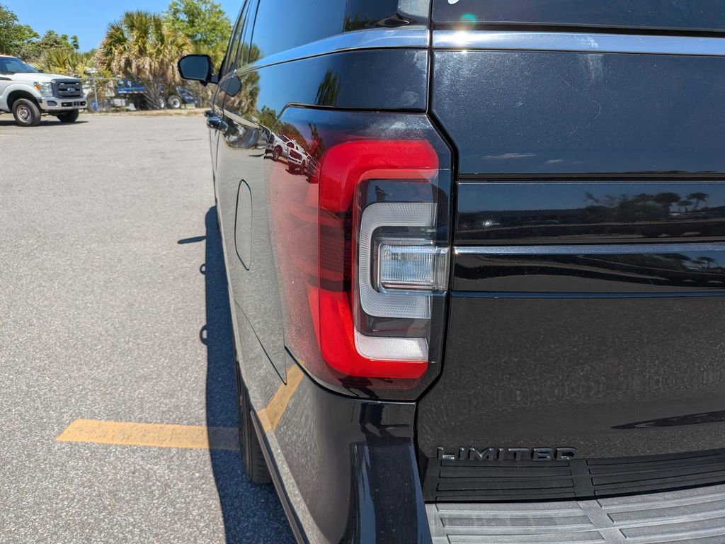 Certified 2023 Ford Expedition Max Limited RWD image 11