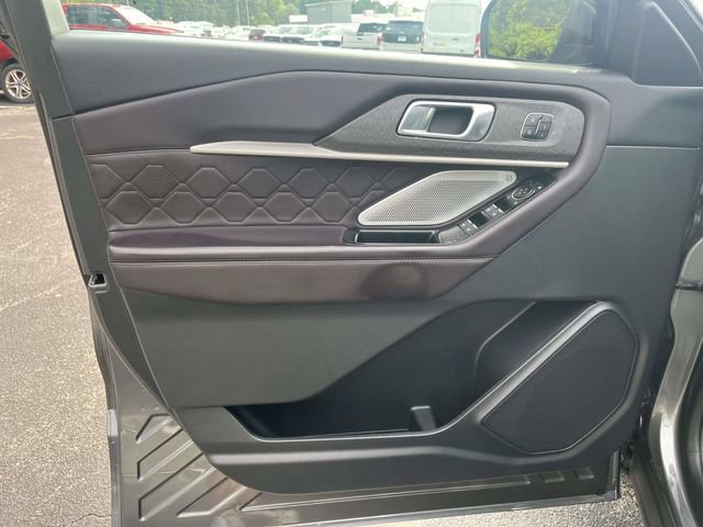 Certified 2025 Ford Explorer Platinum w/ Ultimate Package RWD image 17