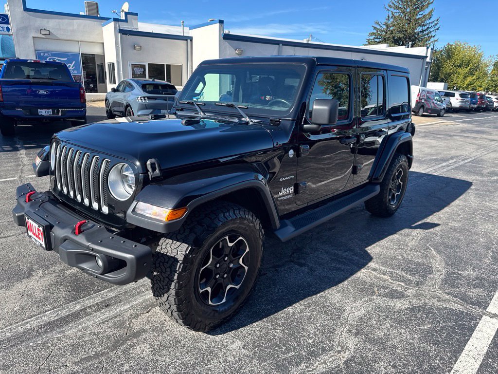 Used 2019 Jeep Wrangler Unlimited Sahara w/ Uconnect 4C Nav & Sound Group AWD/4WD image 8