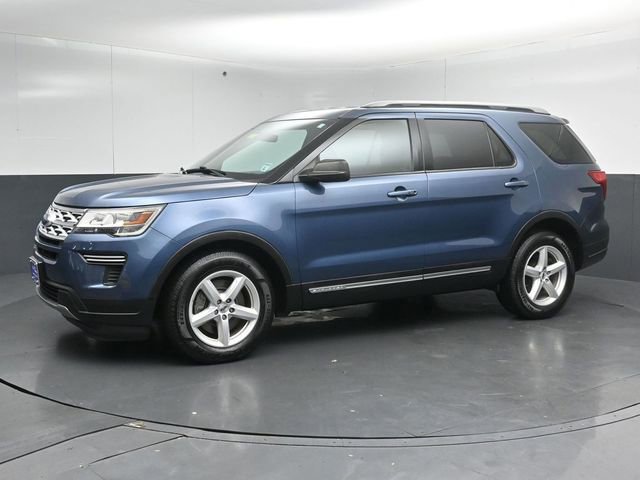 Certified 2018 Ford Explorer XLT FWD image 8