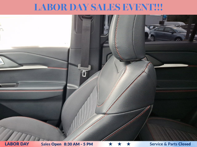 Certified 2025 Ford Explorer ST-Line w/ Premium Package AWD/4WD image 17
