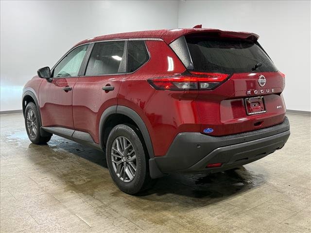 Used 2021 Nissan Rogue S image 6