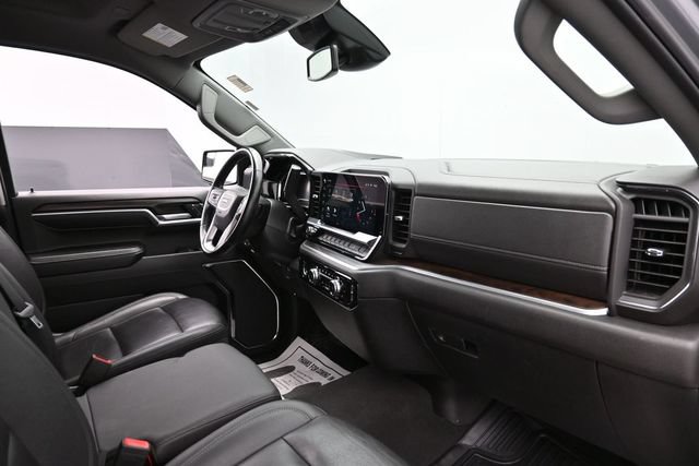 Used 2024 GMC Sierra 1500 SLT AWD/4WD image 32