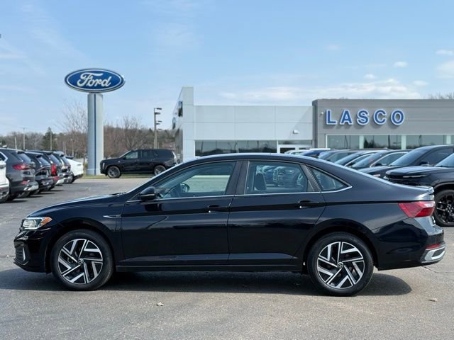 Used 2024 Volkswagen Jetta SEL FWD image 45