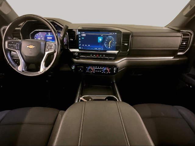 Used 2024 Chevrolet Silverado 2500 LT AWD/4WD image 14
