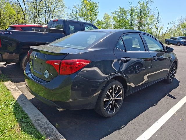 Used 2017 Toyota Corolla SE w/ Carpet Mat Package (TMS) FWD image 9