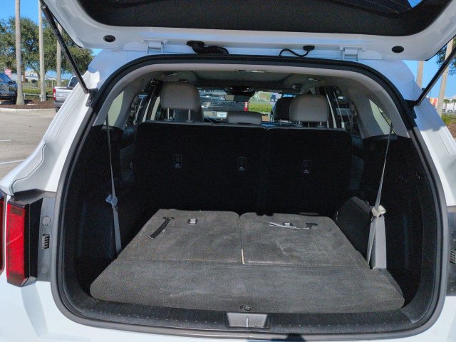 Used 2023 Kia Sorento S w/ Panoramic Sunroof Package FWD image 13