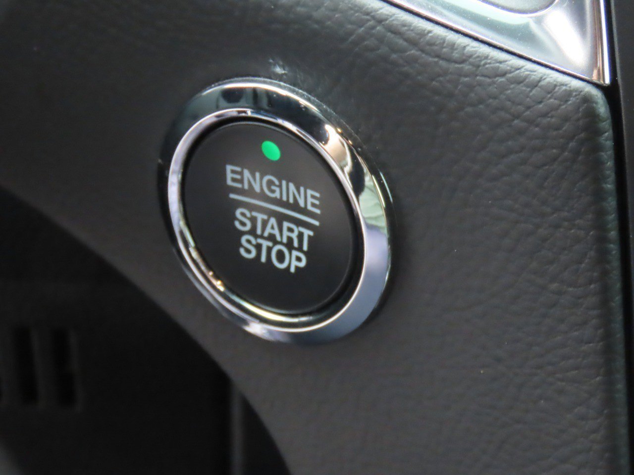 Certified 2023 Ford Edge ST AWD/4WD image 30