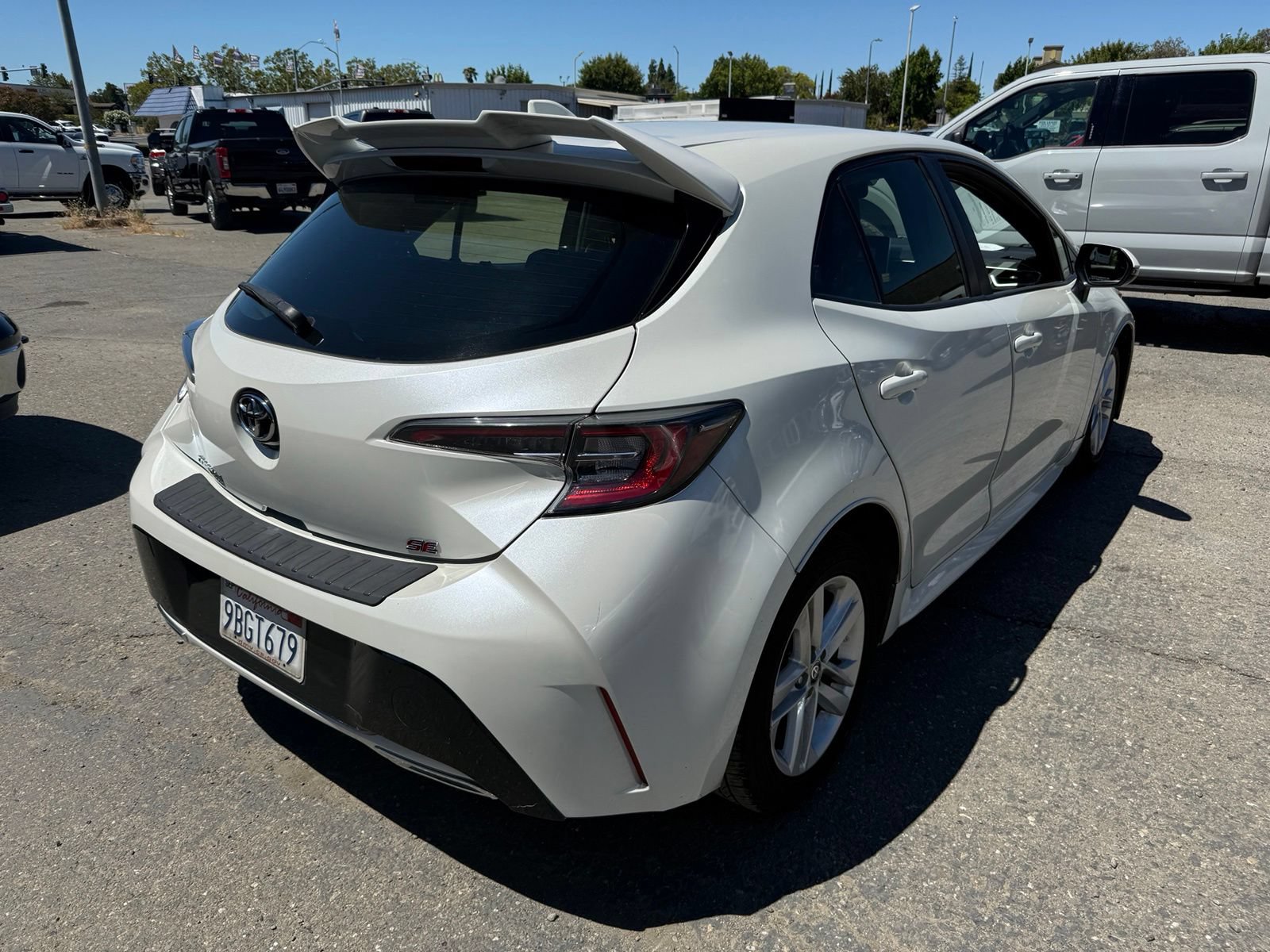 Used 2019 Toyota Corolla SE w/ SE Option Package FWD image 5
