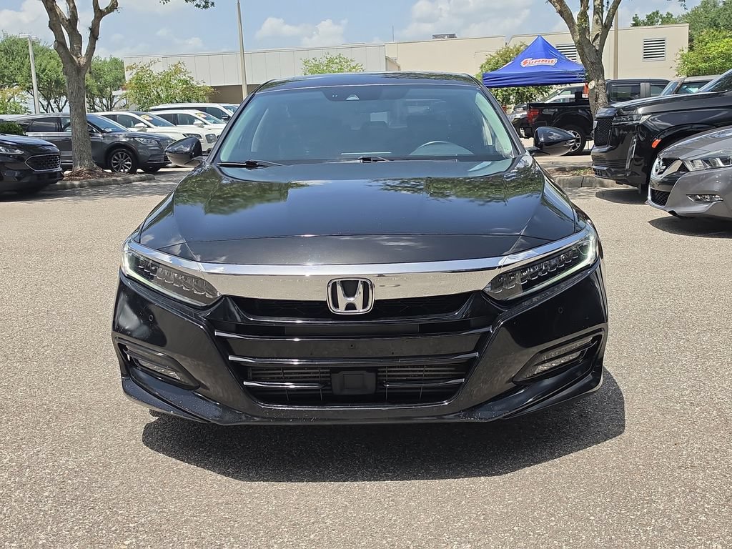 Used 2019 Honda Accord Touring image 2