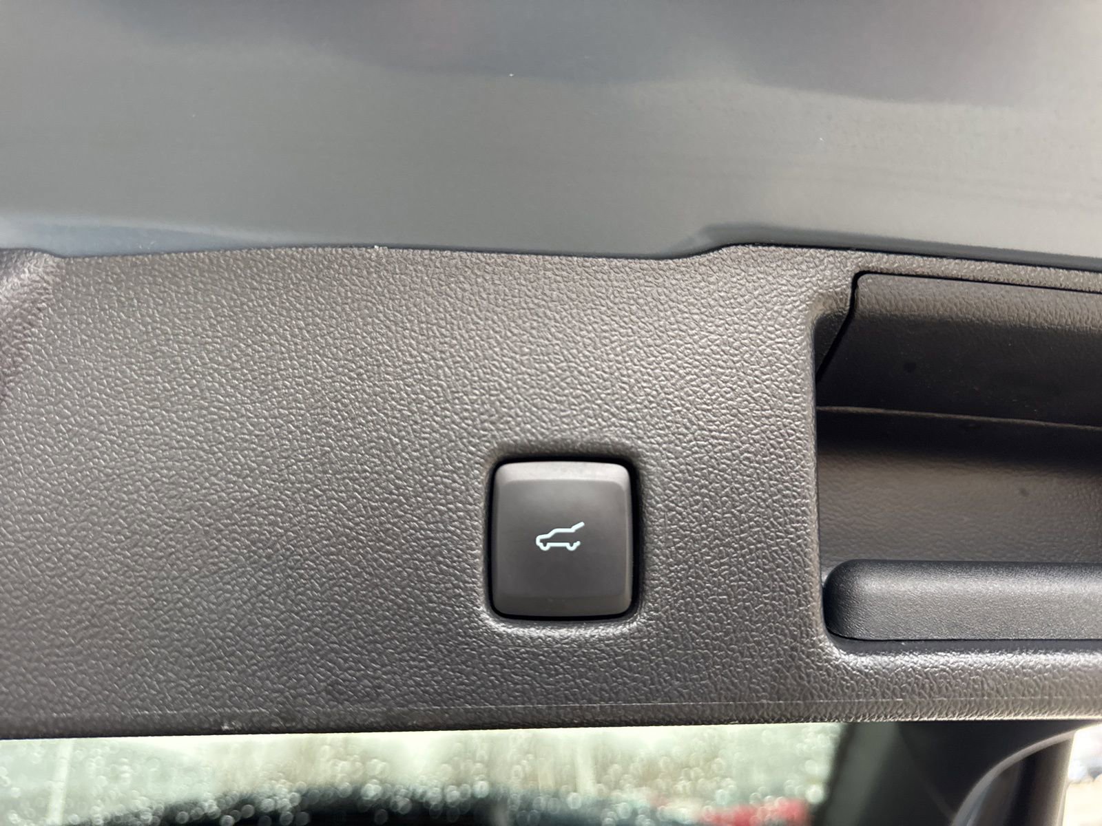 Certified 2023 Ford Escape Platinum image 39