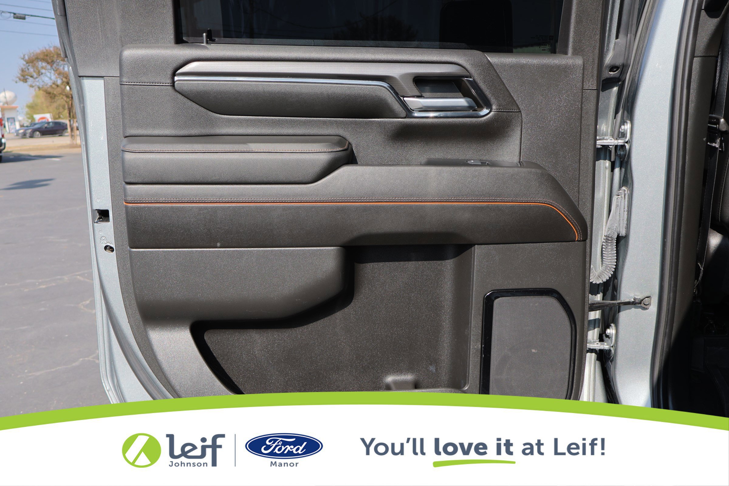 Used 2024 GMC Sierra 2500 AT4 w/ Technology Package image 26