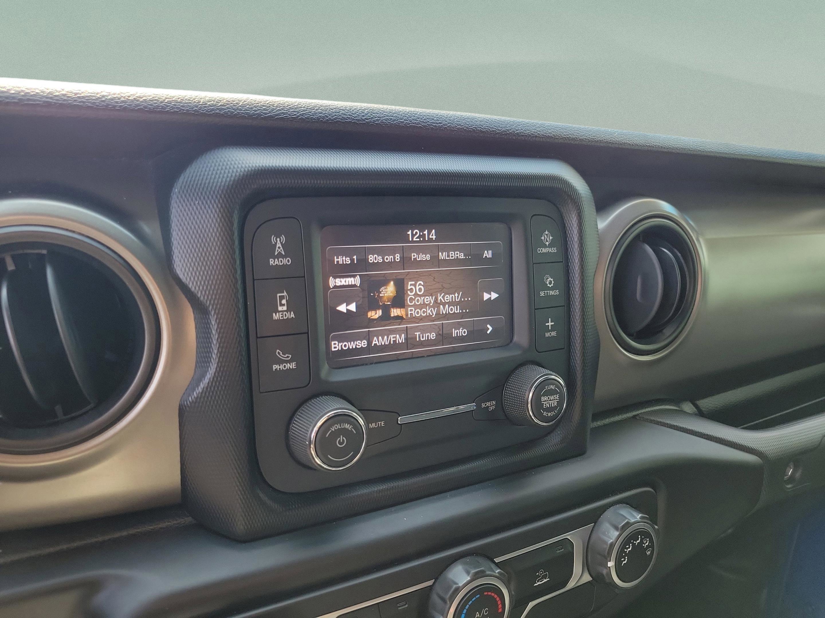 Used 2021 Jeep Gladiator Sport image 18