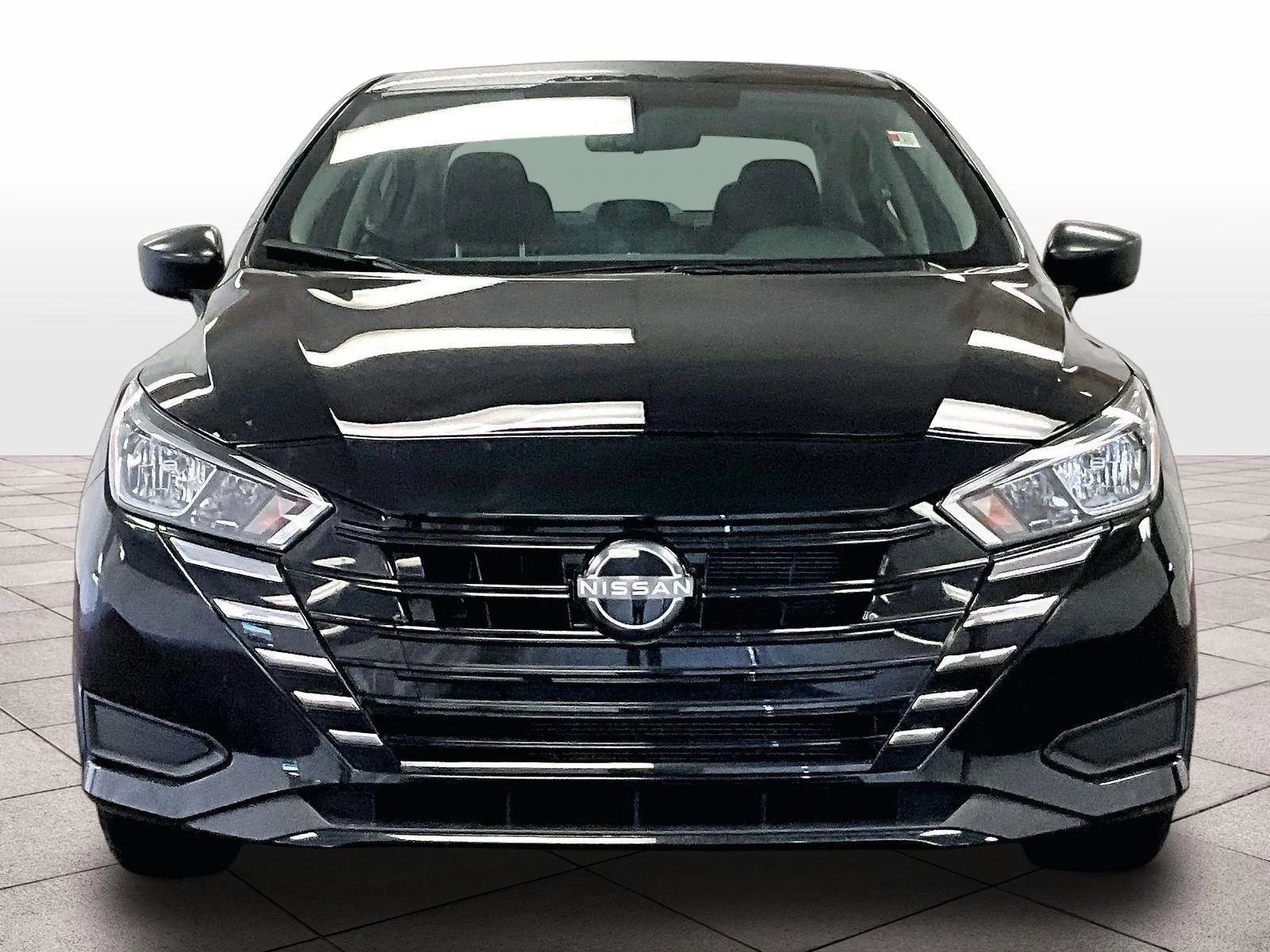 Used 2024 Nissan Versa S w/ Trunk Package image 3