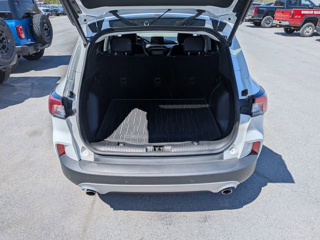 Certified 2021 Ford Escape SEL w/ Technology Package AWD/4WD image 17