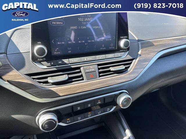 Used 2025 Nissan Altima 2.5 SV AWD/4WD image 26