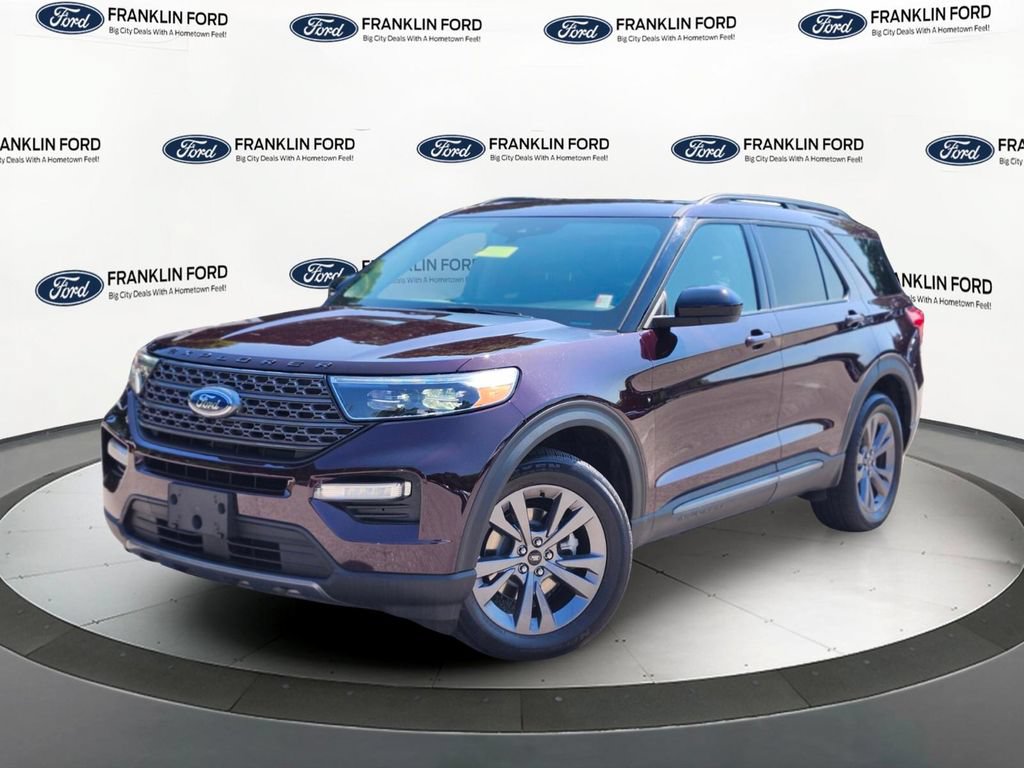 Certified 2022 Ford Explorer XLT w/ Equipment Group 202A