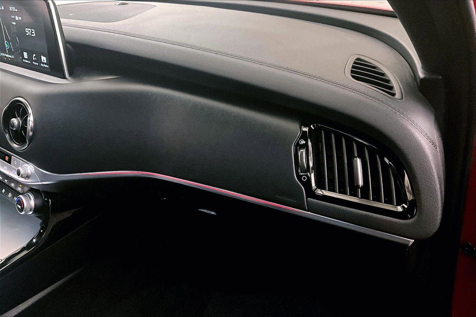 Used 2019 Kia Stinger GT1 image 15