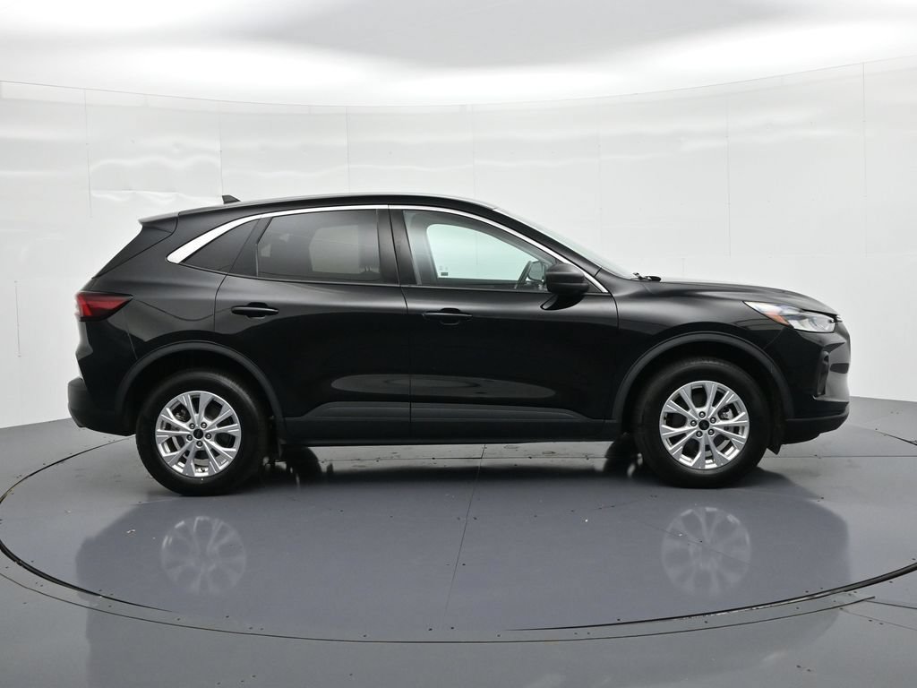 Certified 2024 Ford Escape Active AWD/4WD image 5