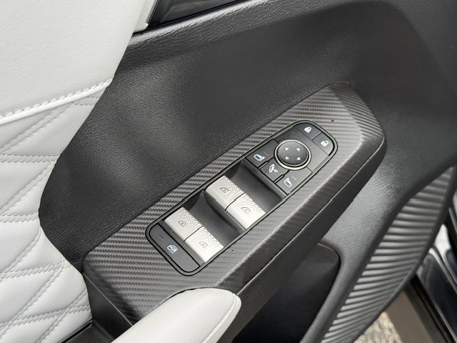 Used 2024 Mitsubishi Outlander SEL FWD image 11
