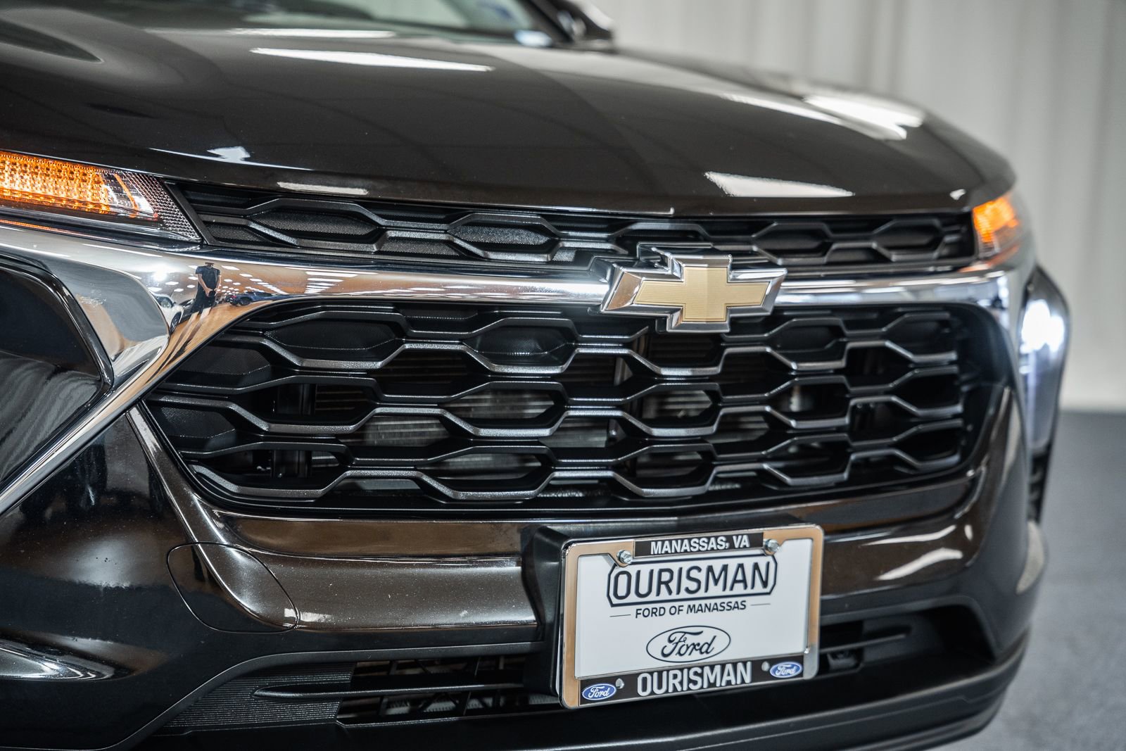 Used 2024 Chevrolet Trax LS w/ LS Convenience Package FWD image 11