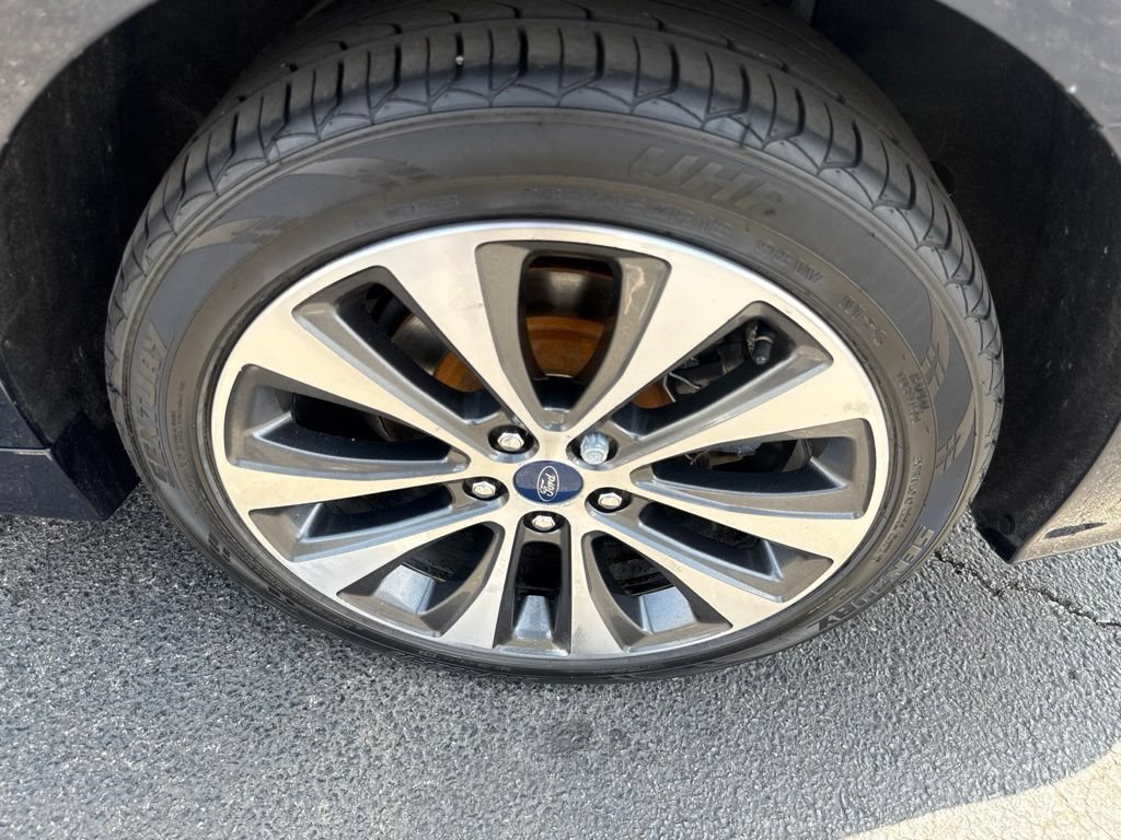 Certified 2020 Ford Fusion SE AWD/4WD image 44
