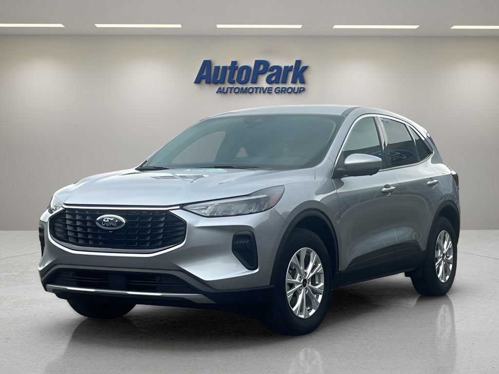 Certified 2023 Ford Escape Active w/ Tech Pack #2 AWD/4WD image 3