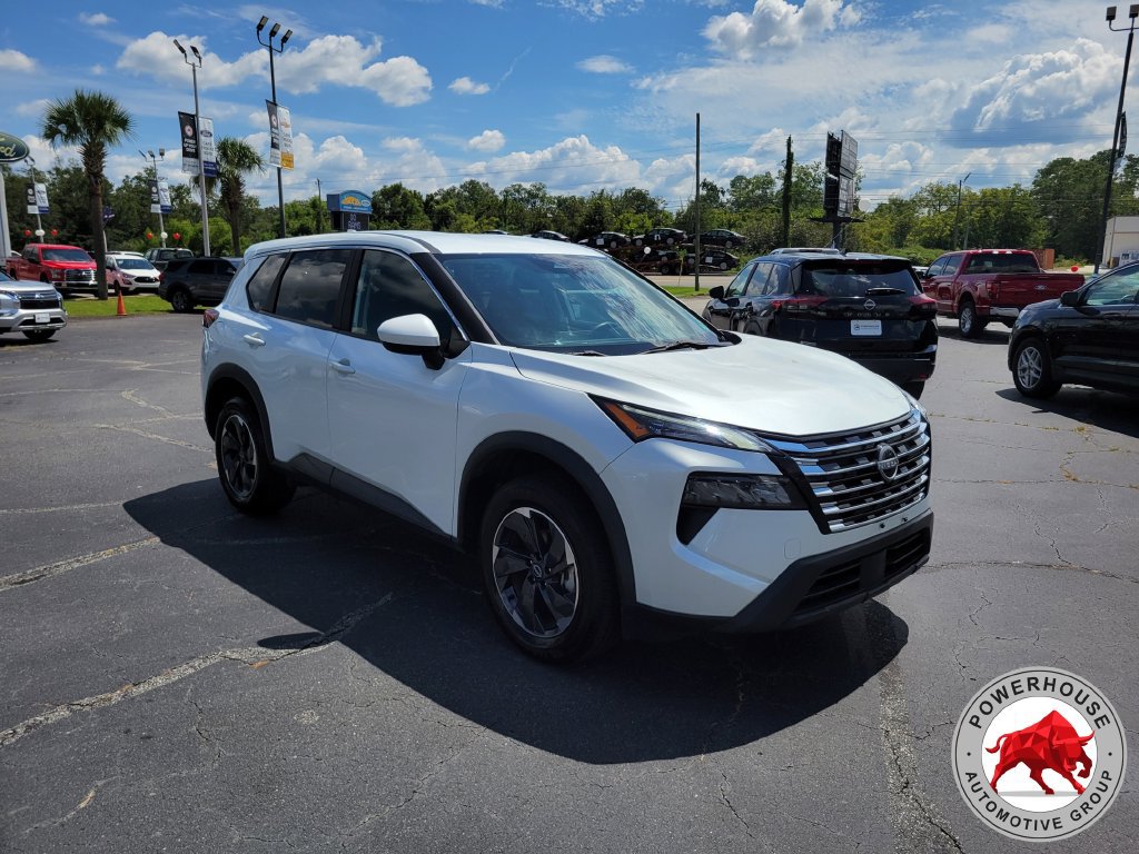 Used 2024 Nissan Rogue SV FWD image 9