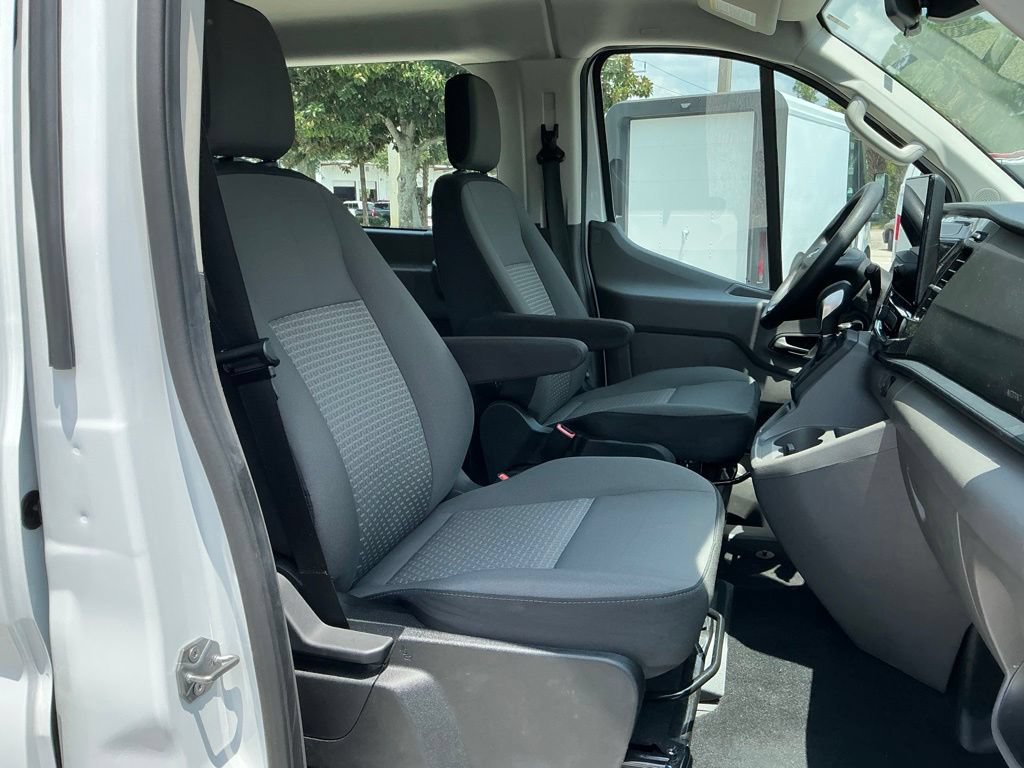 Certified 2025 Ford Transit 350 XLT RWD image 19