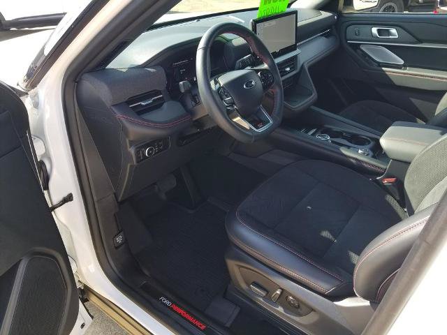 Certified 2025 Ford Explorer ST AWD/4WD image 11