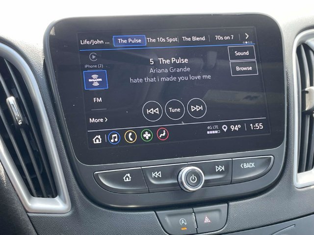 Used 2025 Chevrolet Malibu LT FWD image 8